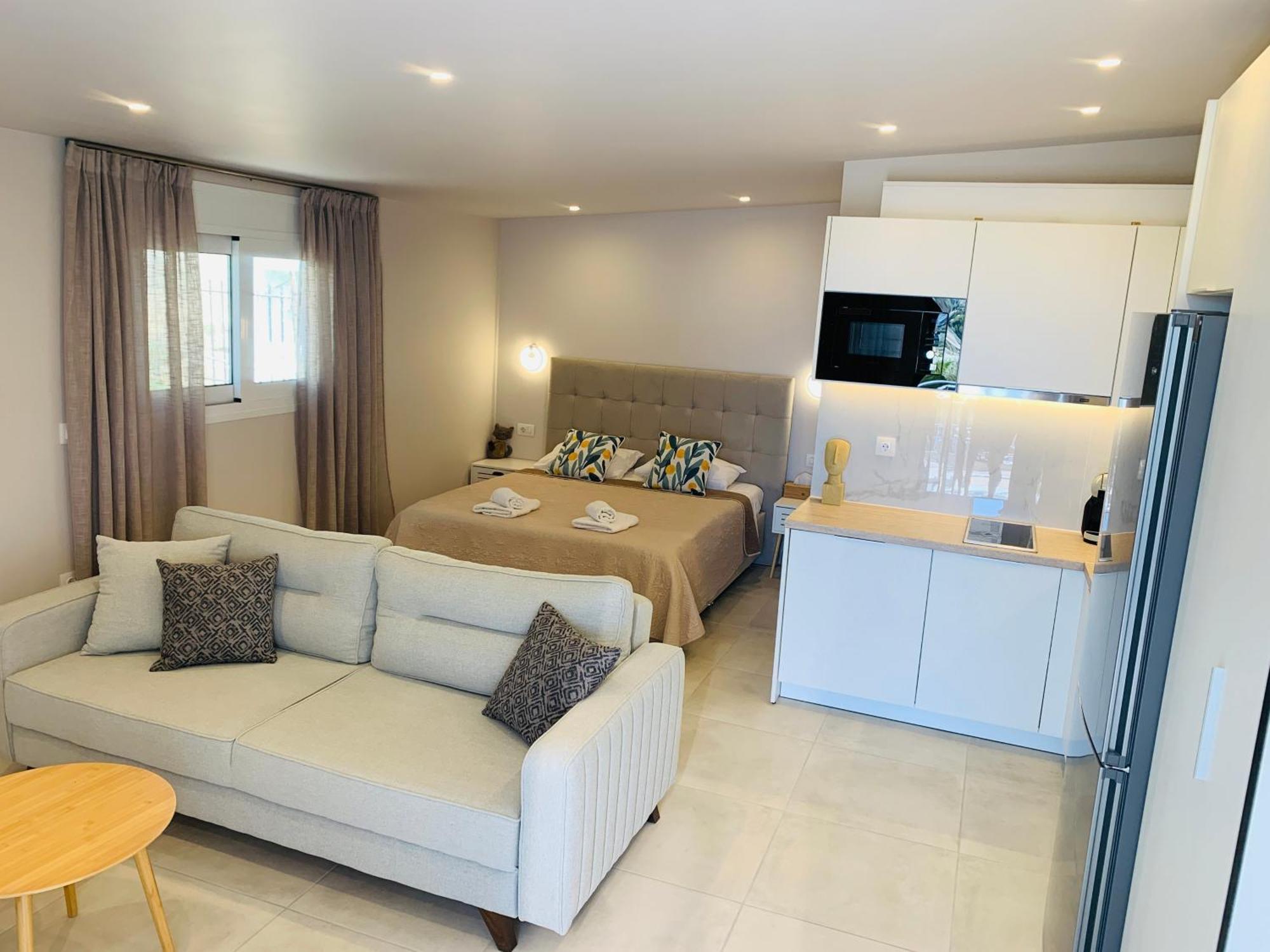 Thelfi Luxury Studio In Attica - Close To Varkiza Beach - Sea View Vári المظهر الخارجي الصورة