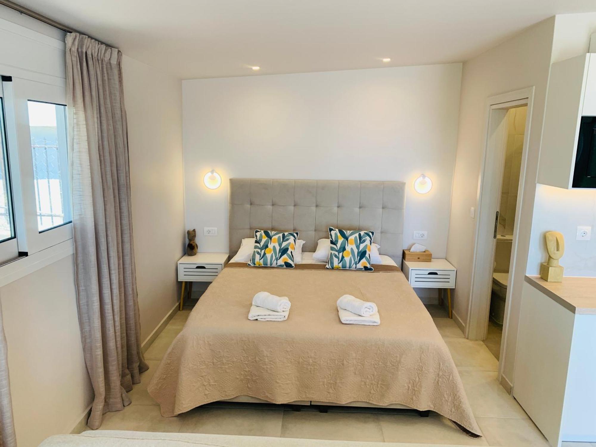 Thelfi Luxury Studio In Attica - Close To Varkiza Beach - Sea View Vári المظهر الخارجي الصورة