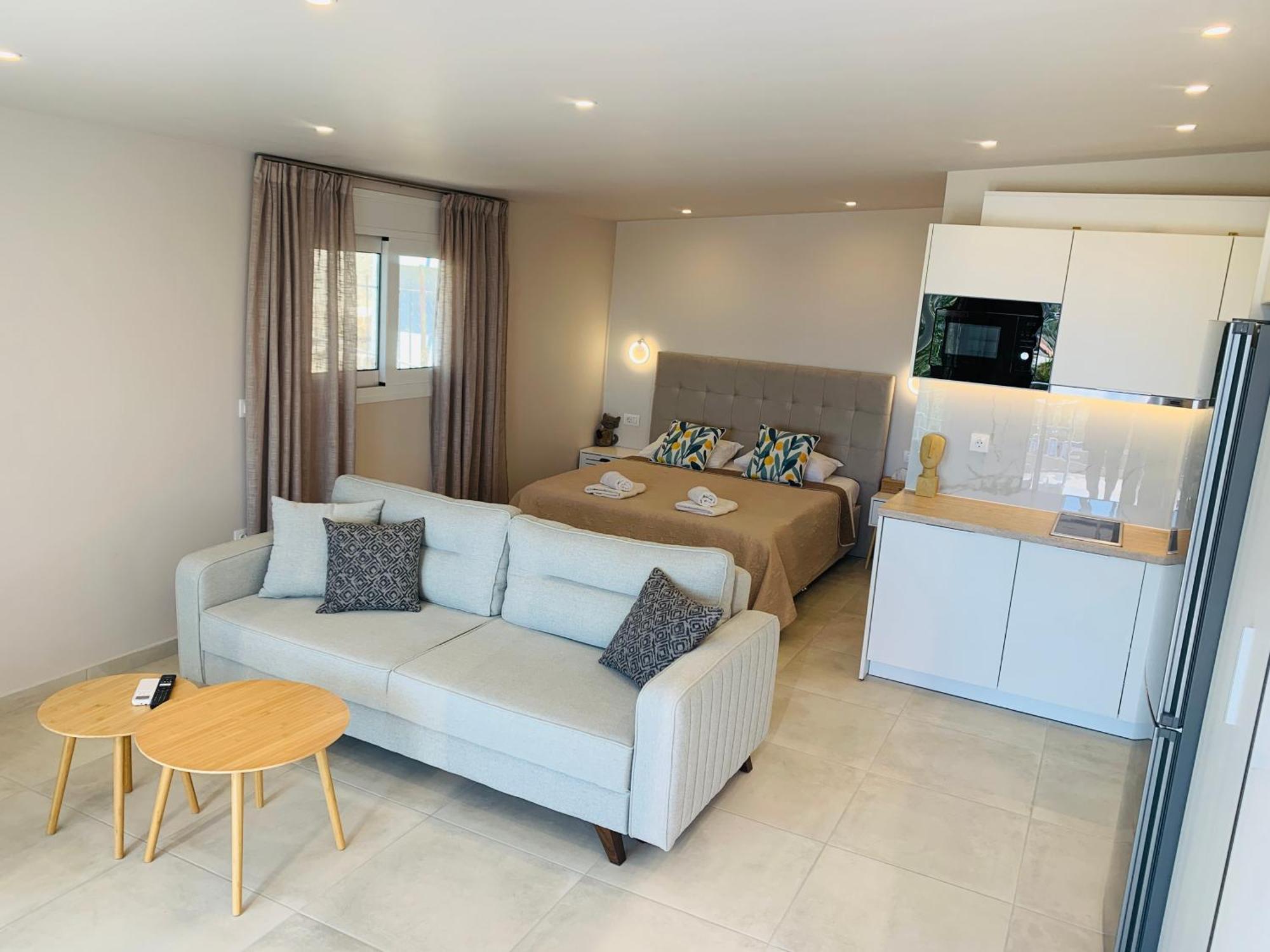 Thelfi Luxury Studio In Attica - Close To Varkiza Beach - Sea View Vári المظهر الخارجي الصورة